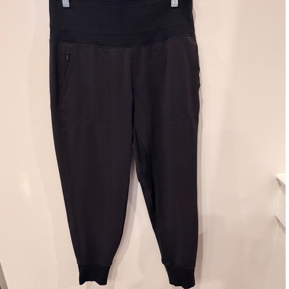 Athleta Venice Jogger Black High Rise Ribbed Waistband Pants 597888-00 Womens M